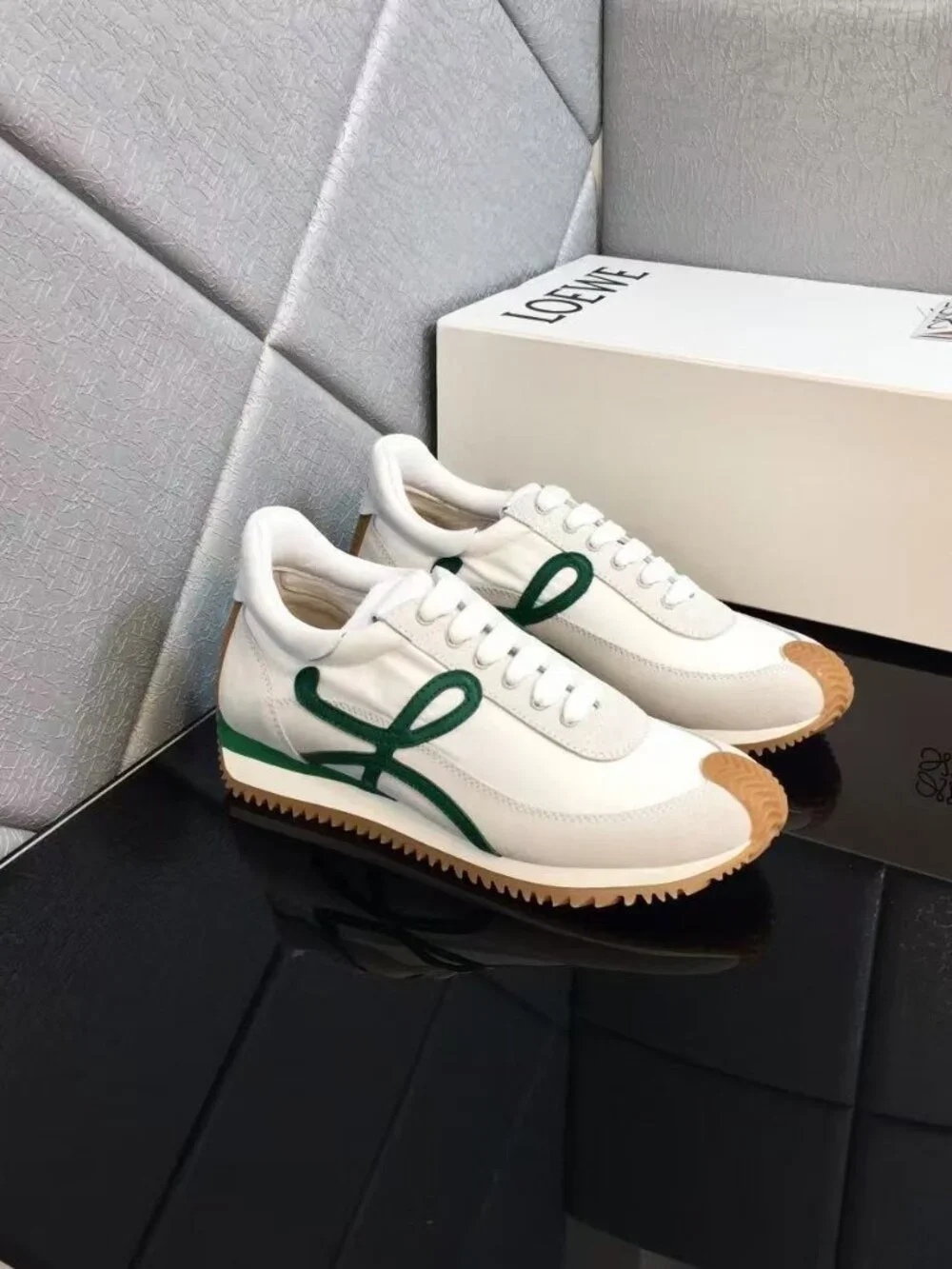 Loewe Women‘s Green Sneakers - Picture 4 of 5